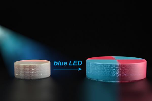 化學傢們用LED光改變3D打印對象結(jie)構